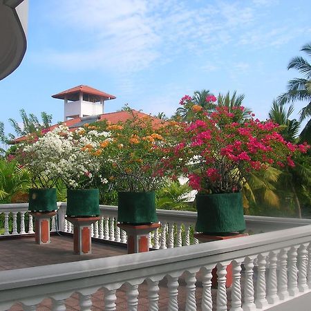 Sagarika Beach Hotel Moragalla ภายนอก รูปภาพ