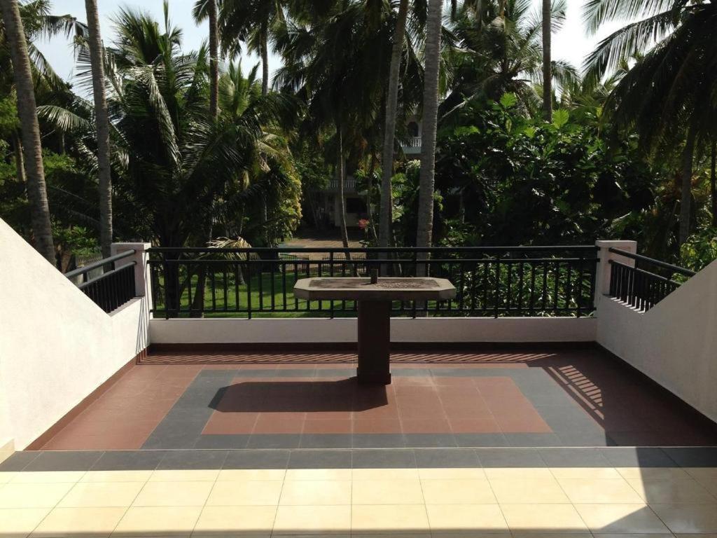 Sagarika Beach Hotel Moragalla ภายนอก รูปภาพ