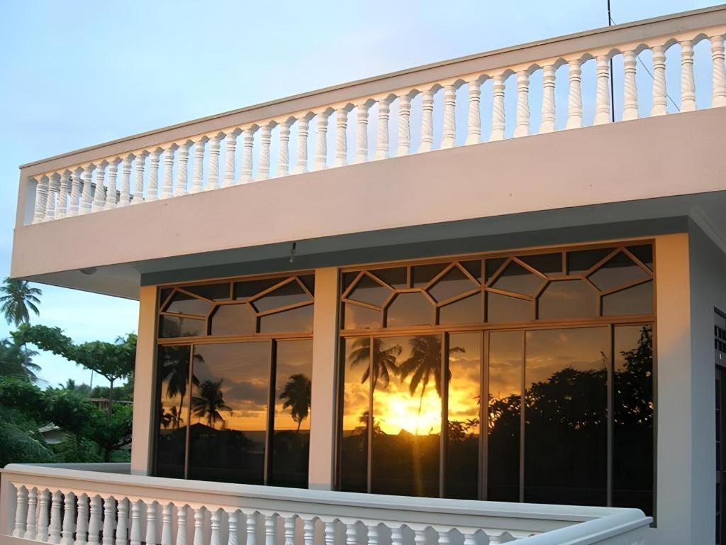 Sagarika Beach Hotel Moragalla ภายนอก รูปภาพ