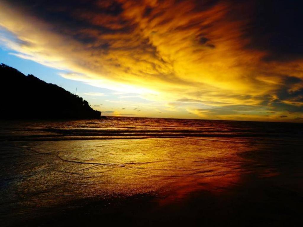 Sagarika Beach Hotel Moragalla ภายนอก รูปภาพ